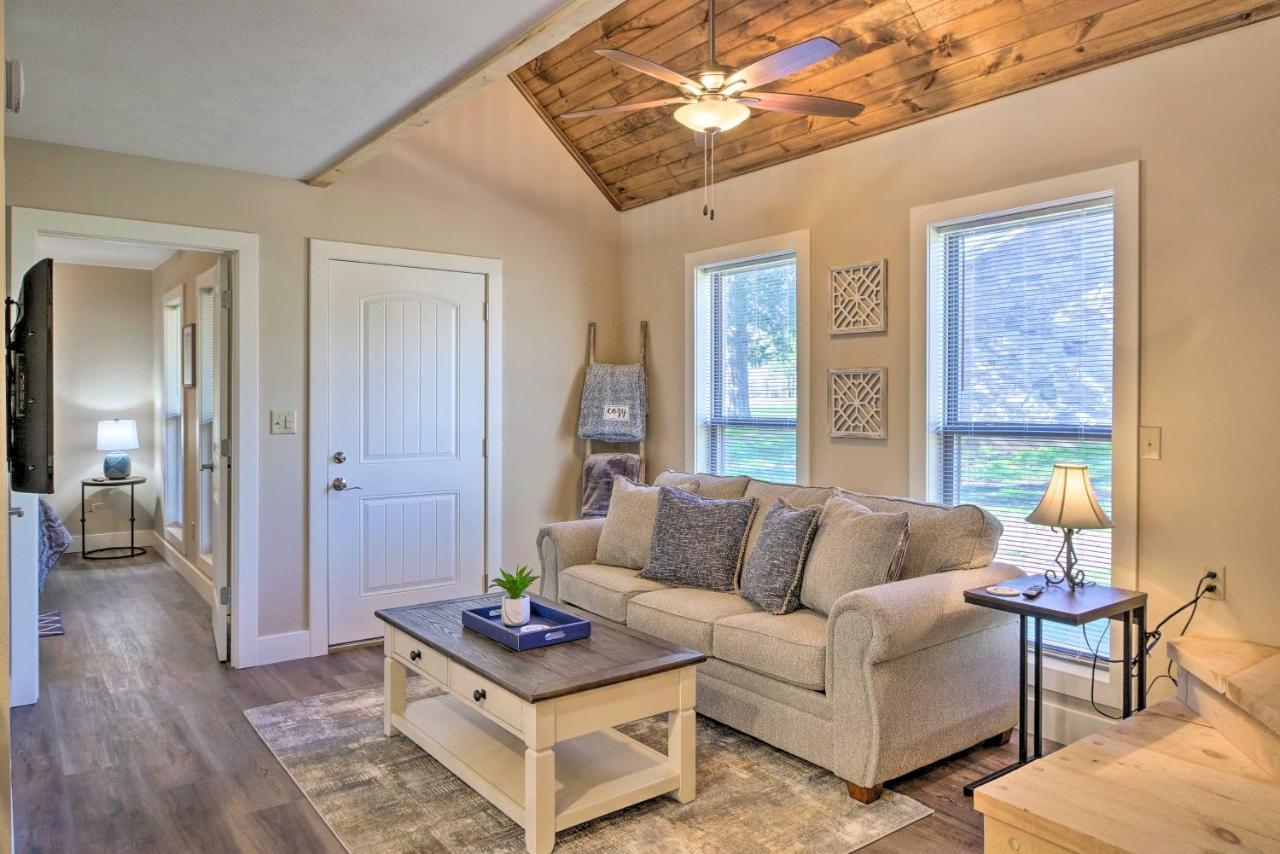 The Cozy Cottage With Lake Taneycomo Access! Branson Bagian luar foto