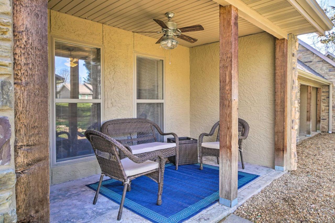 The Cozy Cottage With Lake Taneycomo Access! Branson Bagian luar foto