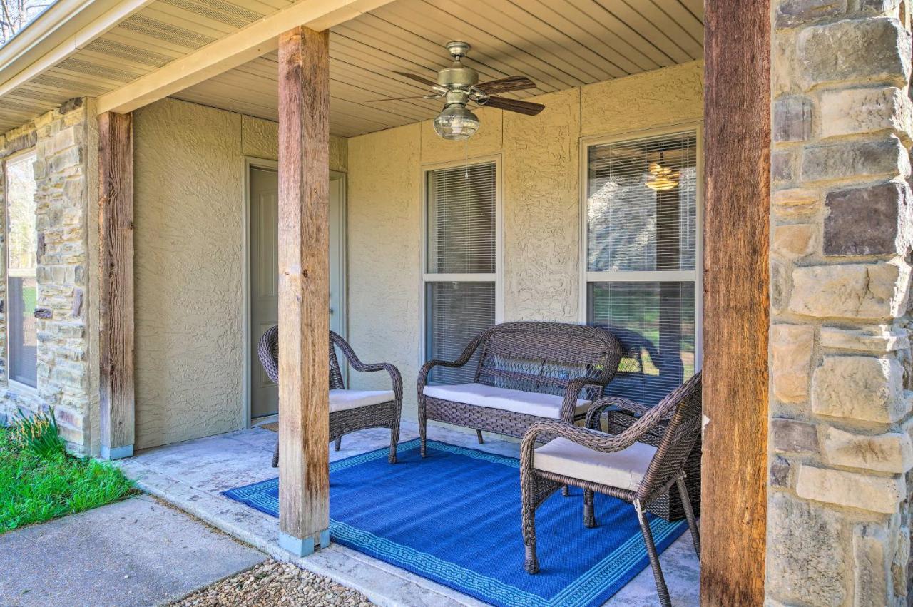 The Cozy Cottage With Lake Taneycomo Access! Branson Bagian luar foto