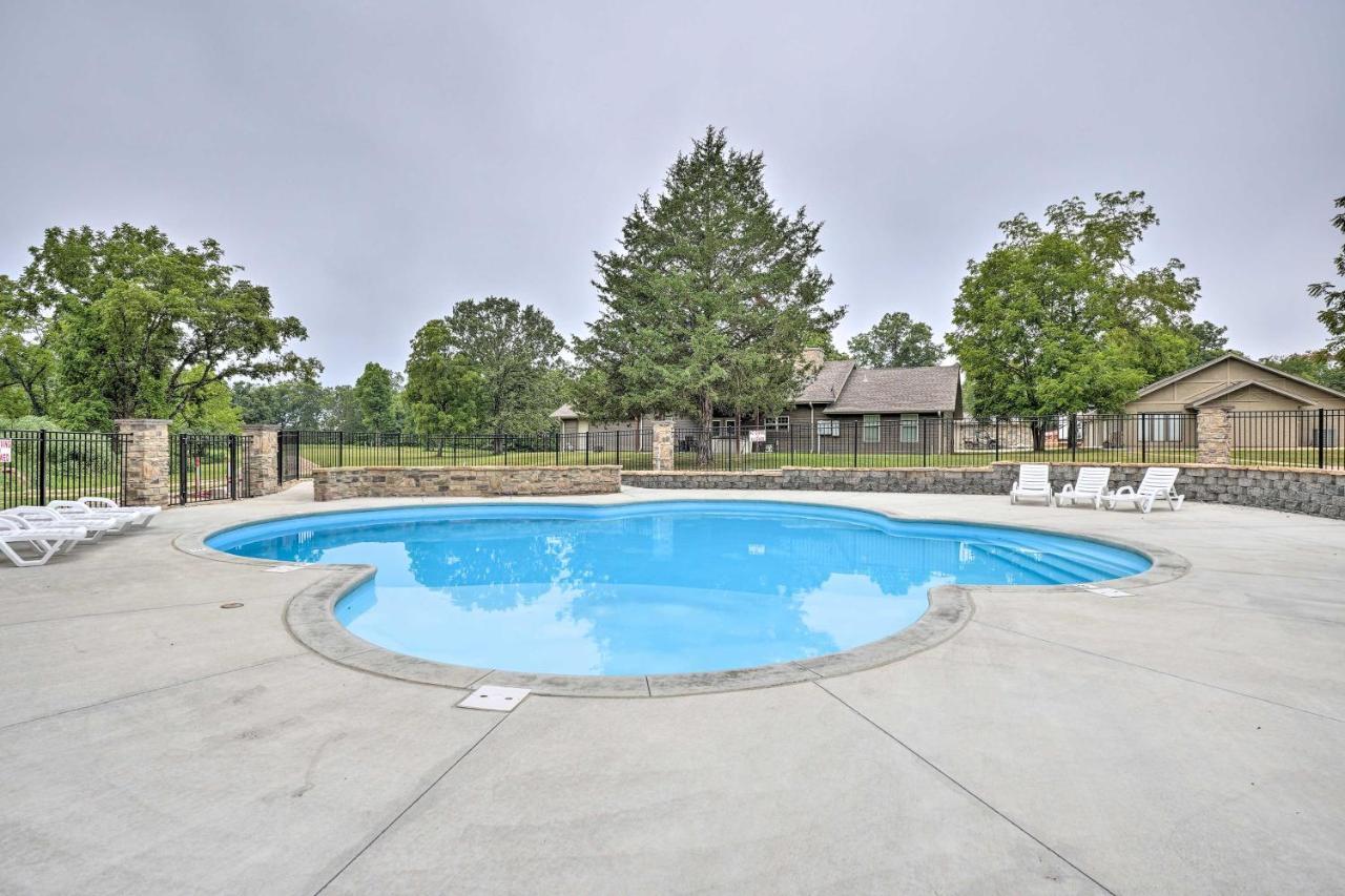 The Cozy Cottage With Lake Taneycomo Access! Branson Bagian luar foto